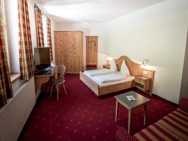 Hotel Vermoi Latsch Buitenkant foto