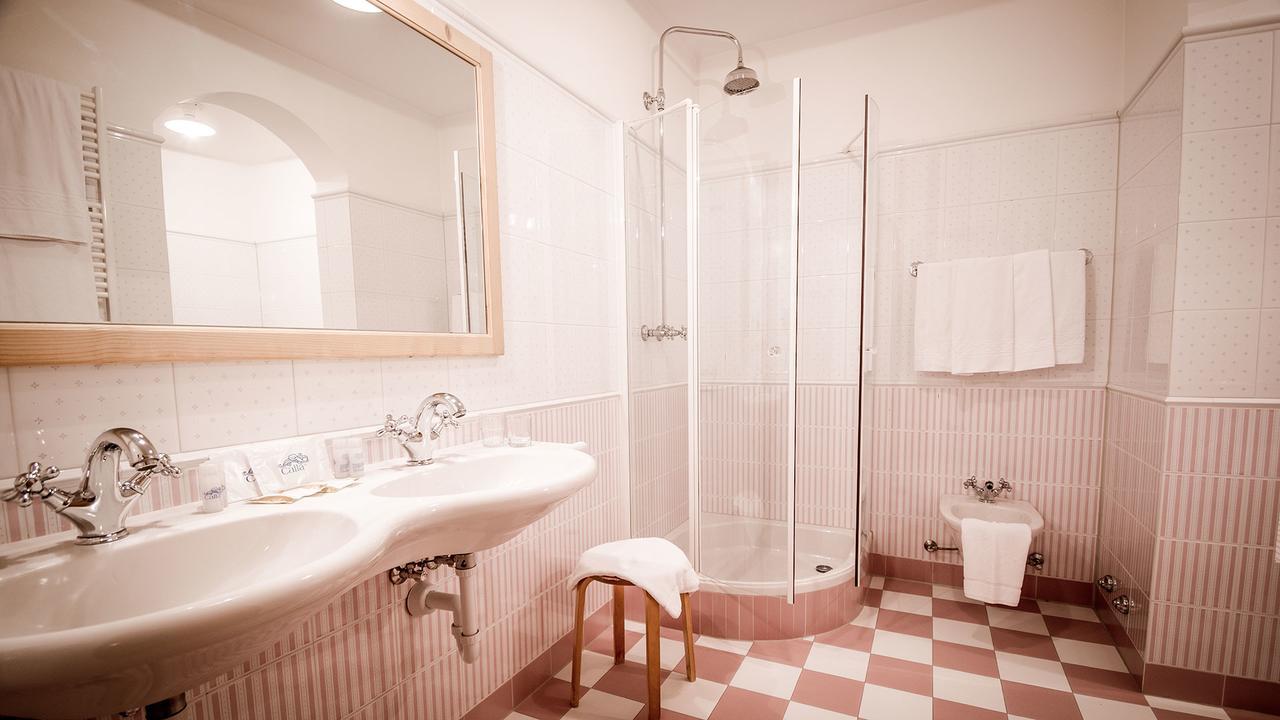 Hotel Vermoi Latsch Buitenkant foto